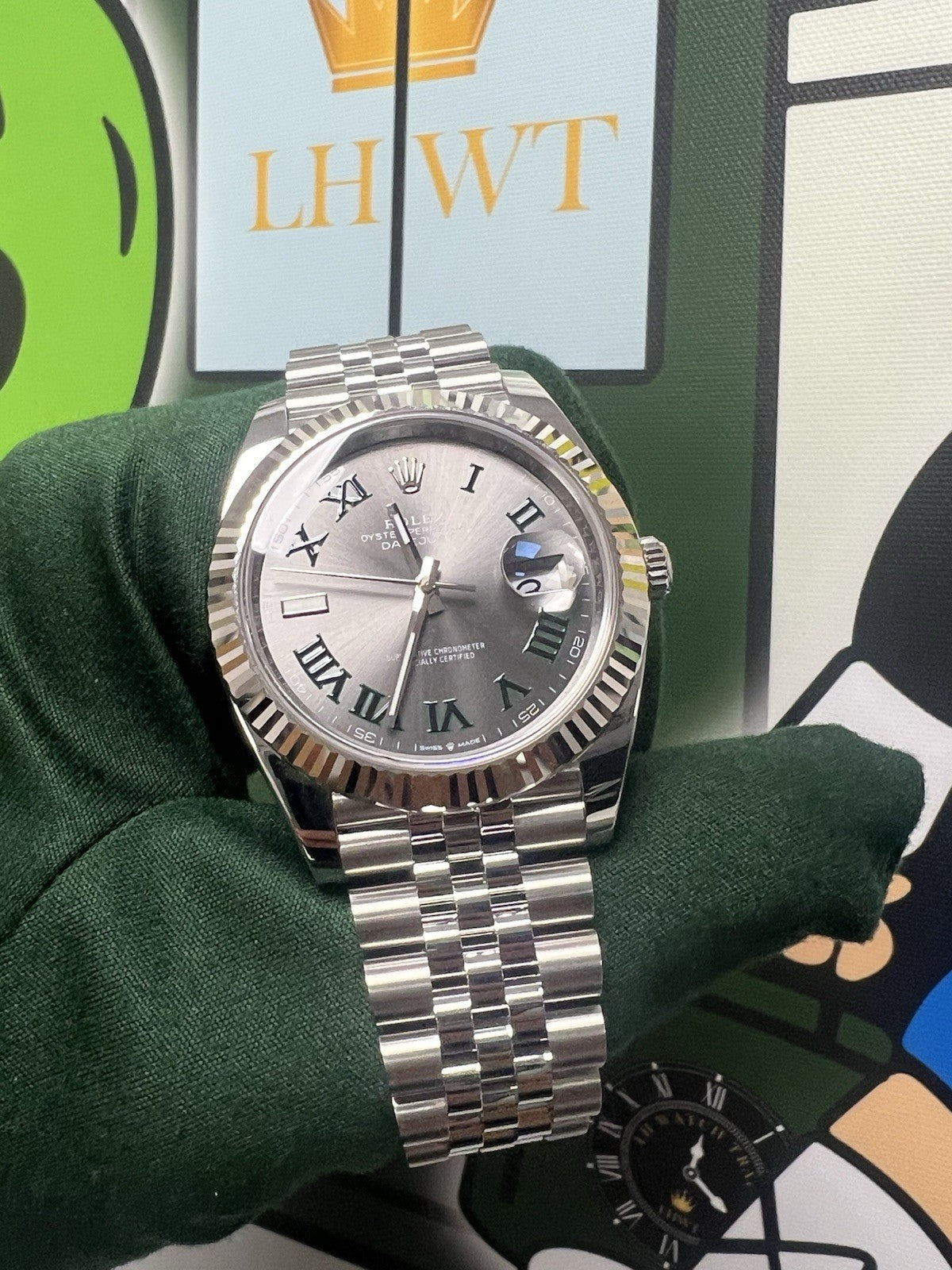 Decoding the Dial: Your Guide to Confidently Buying Pre-Owned Rolex Watches