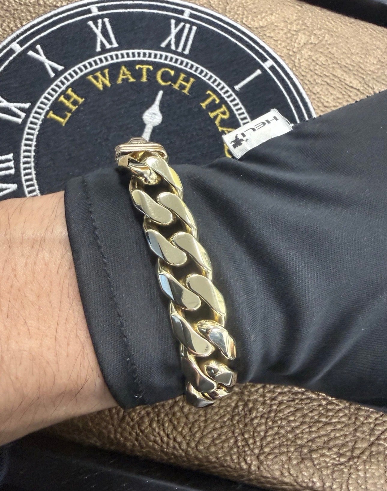 9ct Solid Gold Curb Heavy Bracelet - LH Watch Trade - 86.2g