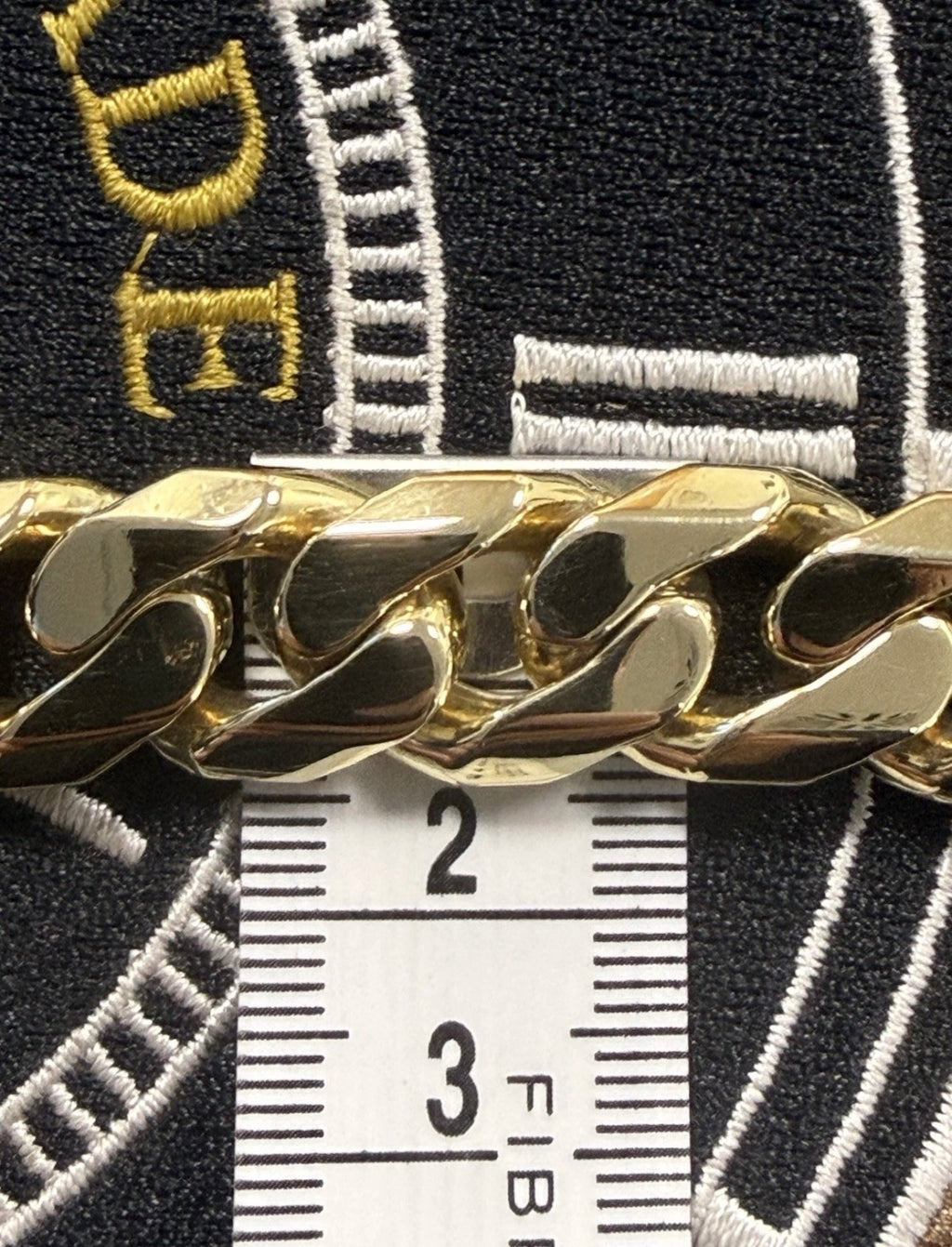 9ct Solid Gold Curb Heavy Bracelet - LH Watch Trade - 86.2g