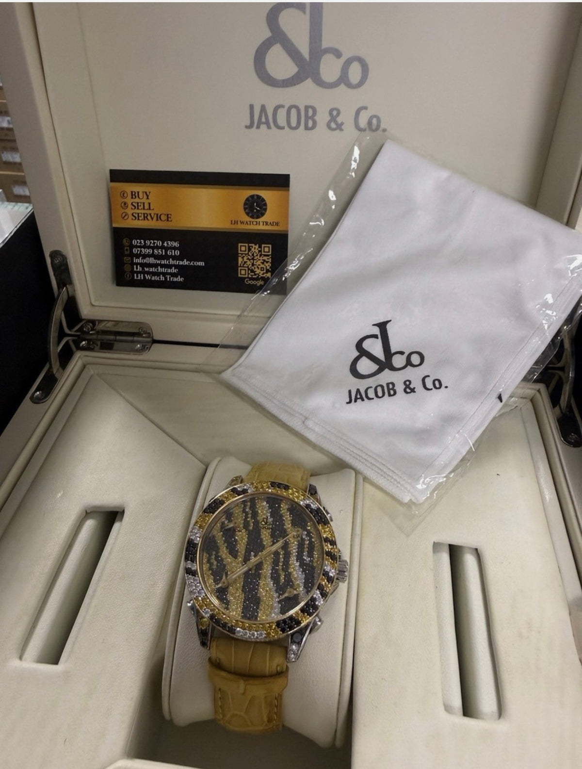 Jacob and Co !RARE! 5 Timezone D-465739 - Multiple Straps - Original box