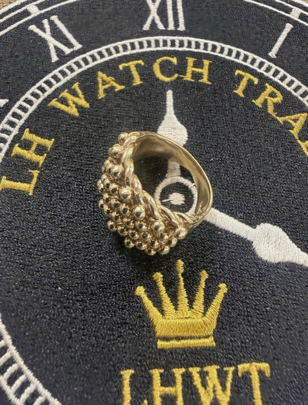 keeper ring 9ct gold