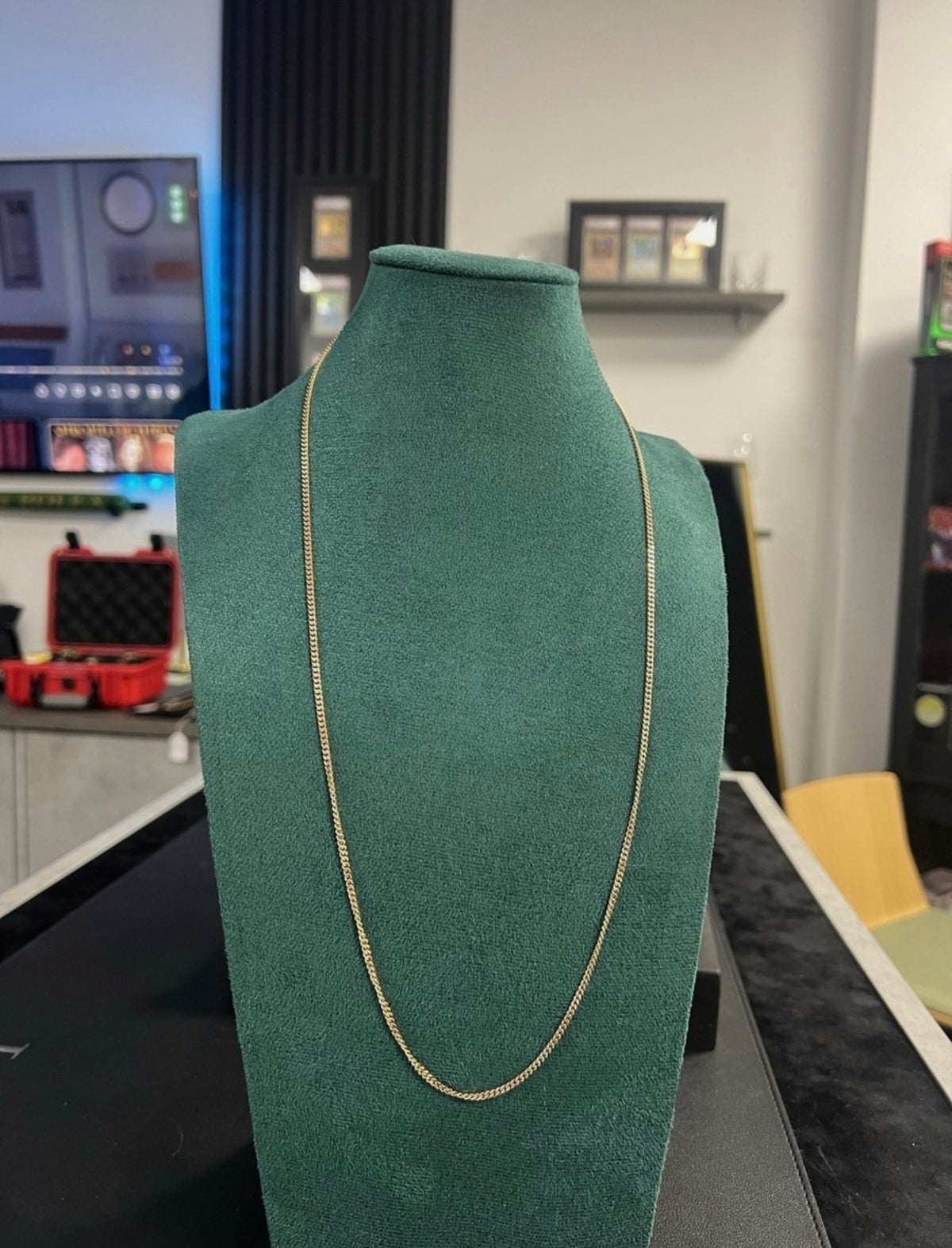 9ct Gold Necklace 26 Inch Hallmarked 375