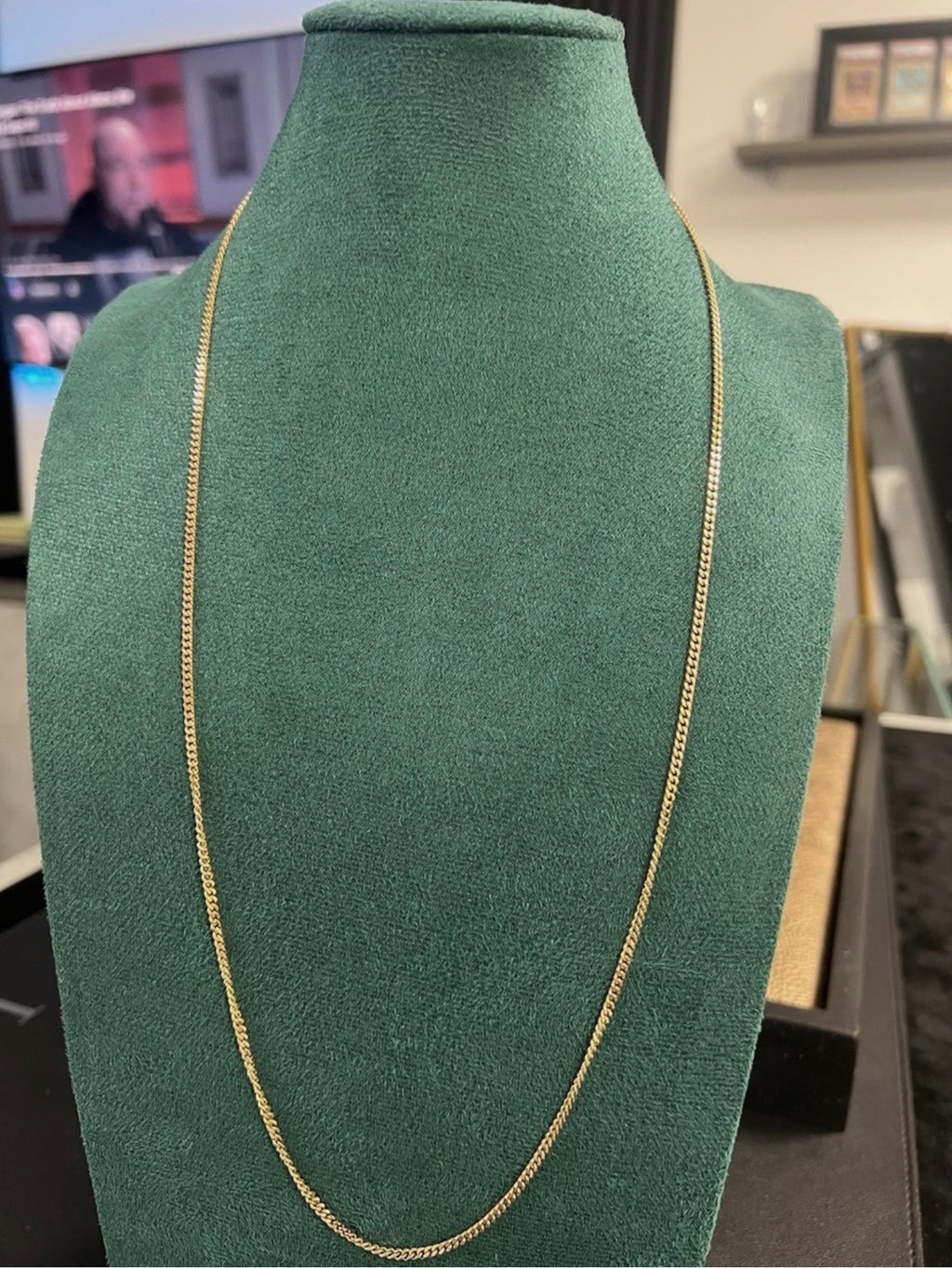 9ct Gold Necklace 26 Inch Hallmarked 375