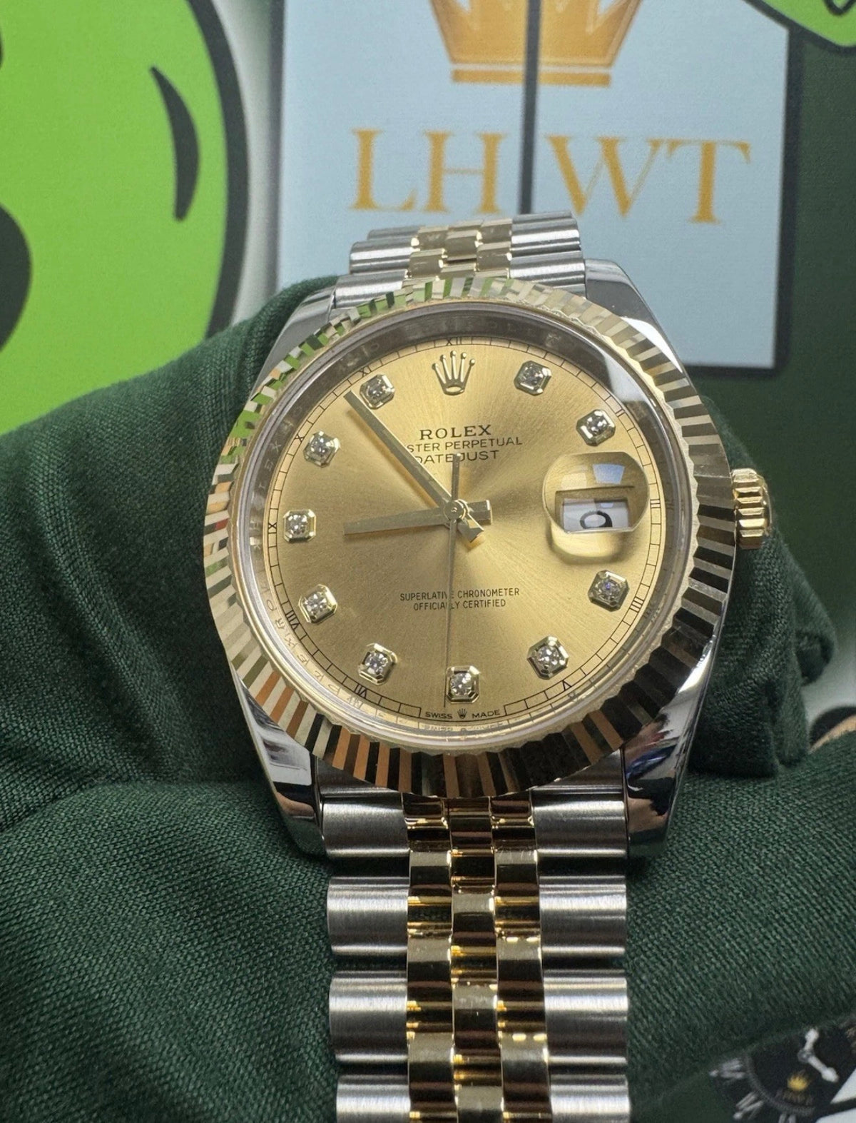 Rare UK FULL SET Rolex Datejust 41 Champagne Diamond Watch - 126333 Jubilee