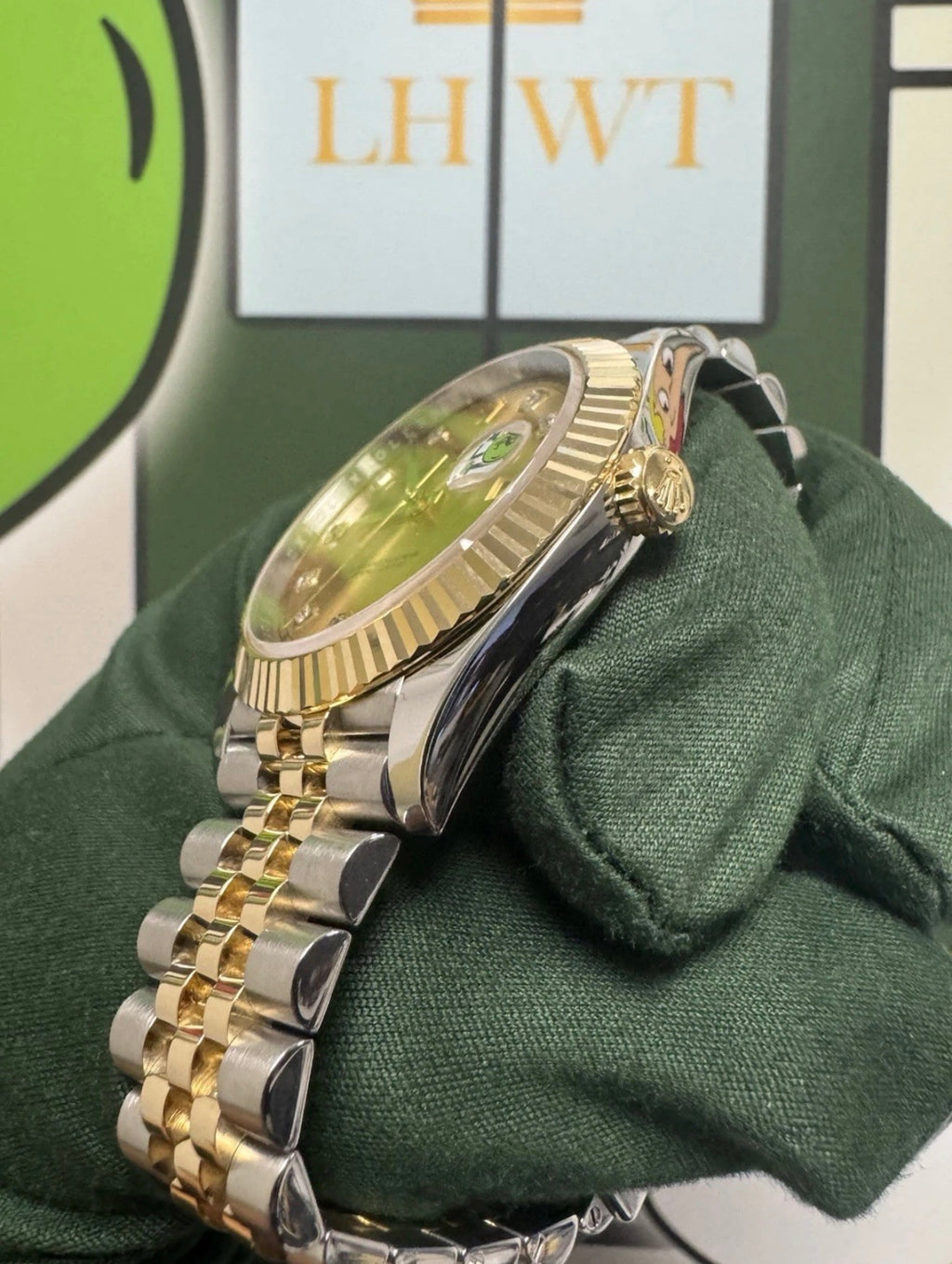 Rare UK FULL SET Rolex Datejust 41 Champagne Diamond Watch - 126333 Jubilee