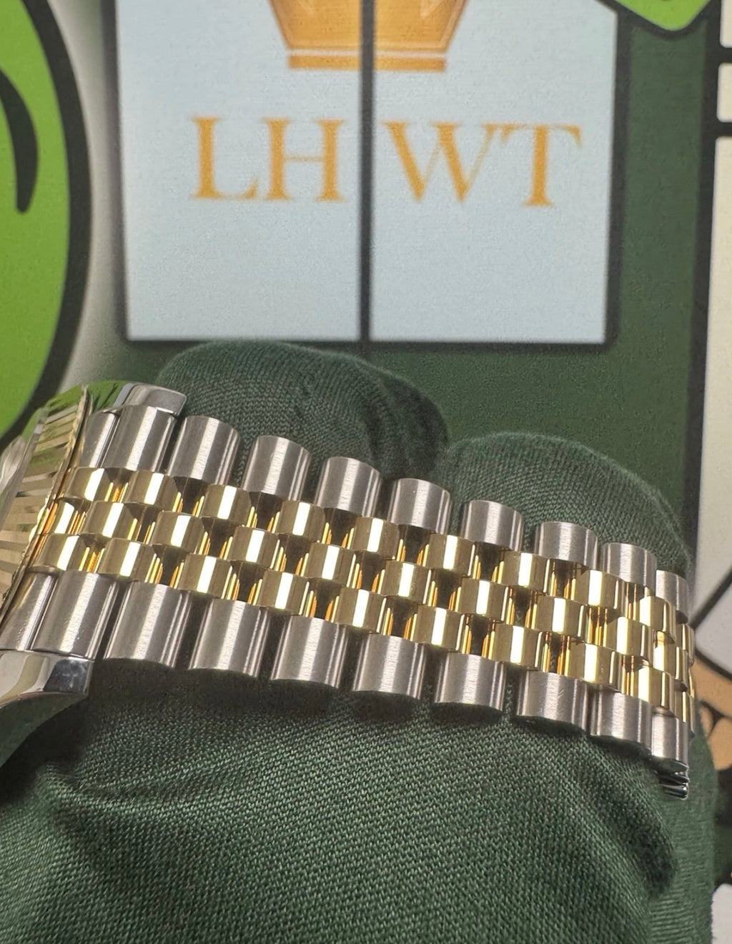 Rare UK FULL SET Rolex Datejust 41 Champagne Diamond Watch - 126333 Jubilee
