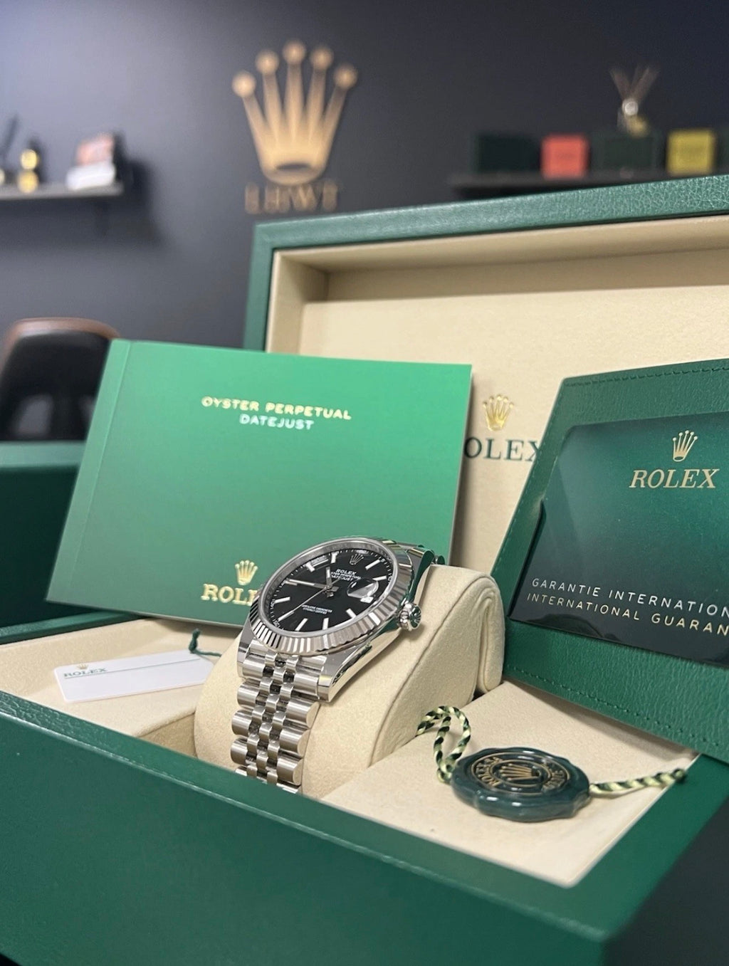 Rolex Datejust 41mm 126334 Jubilee / fluted Black Dial 2026 Mens Watch