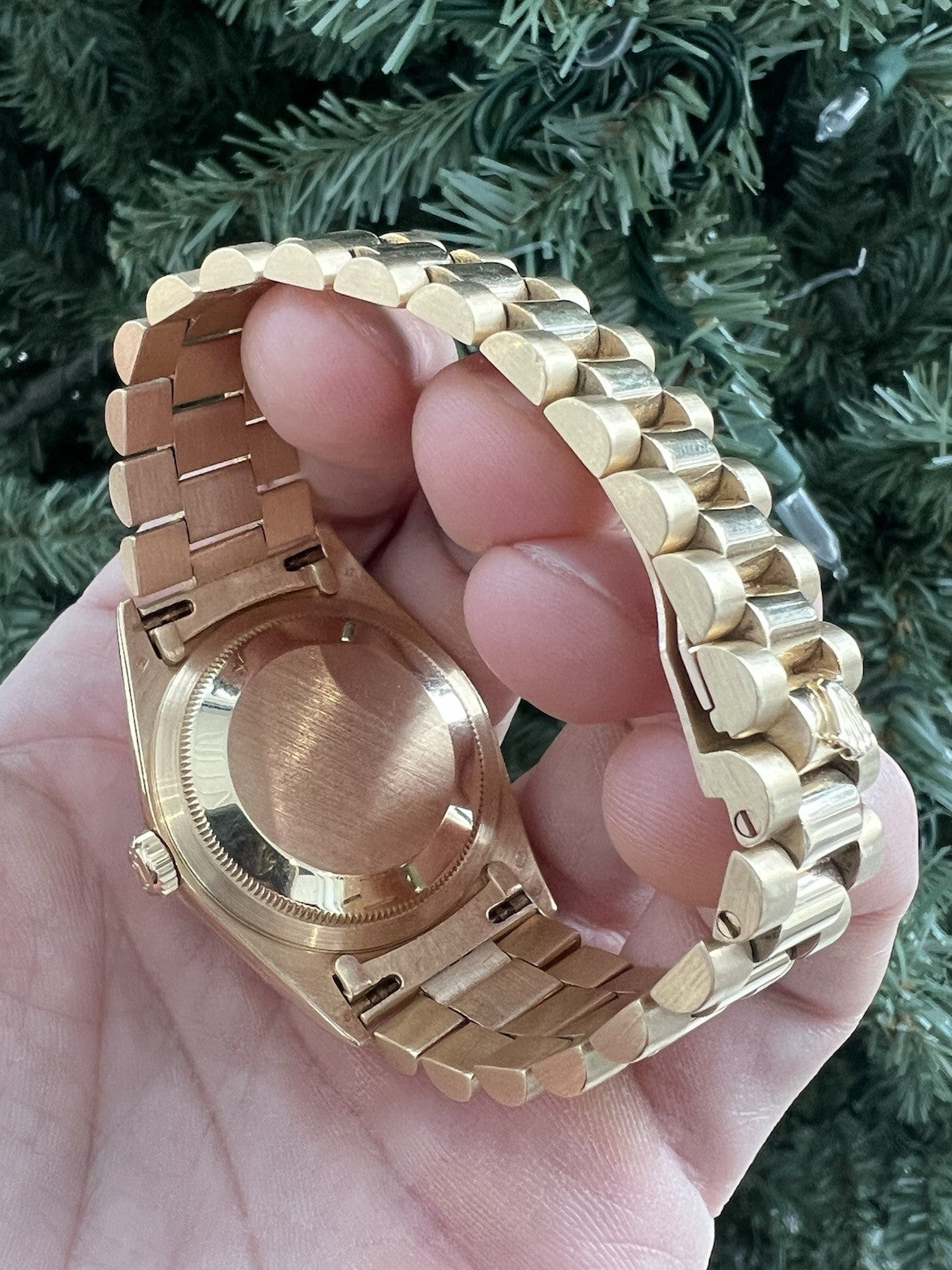 Rolex Daydate 18238 Presidential 18ct Gold Champagne Baton Dial