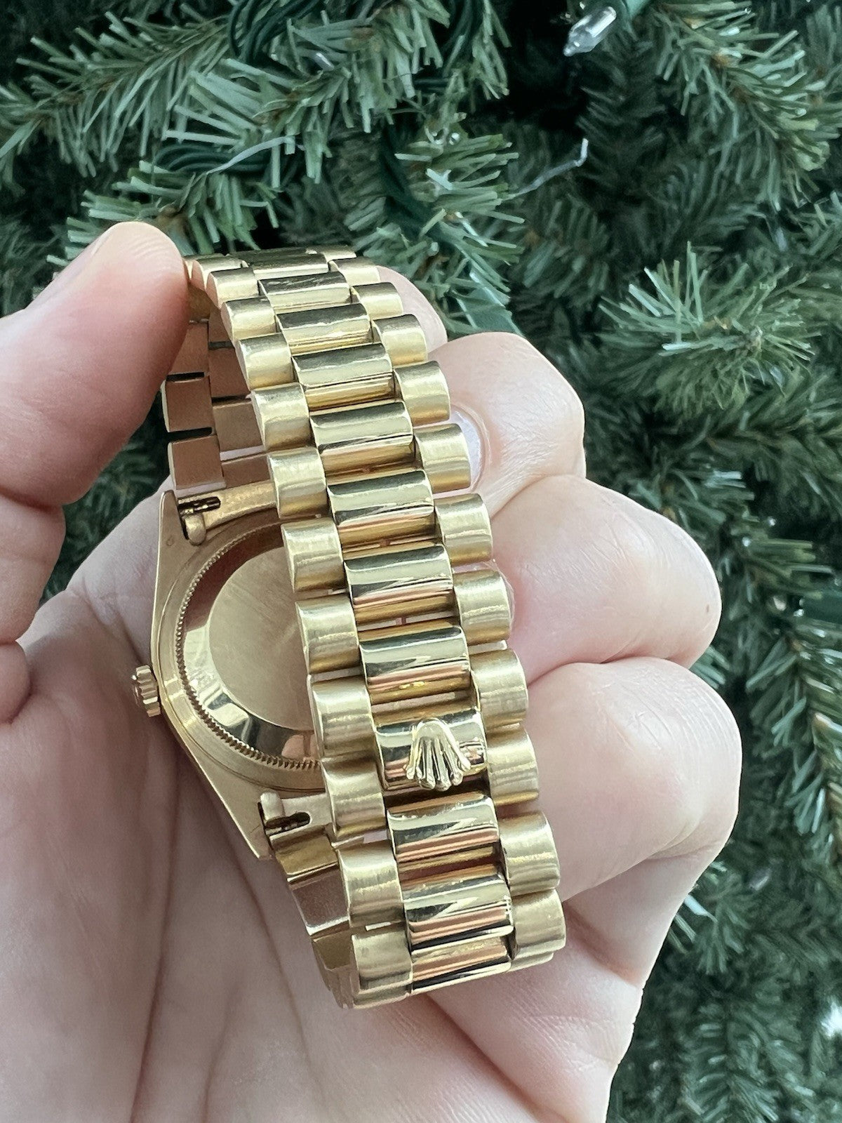 Rolex Daydate 18238 Presidential 18ct Gold Champagne Baton Dial