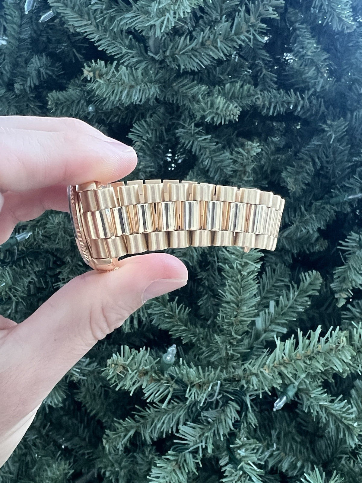 Rolex Daydate 18238 Presidential 18ct Gold Champagne Baton Dial