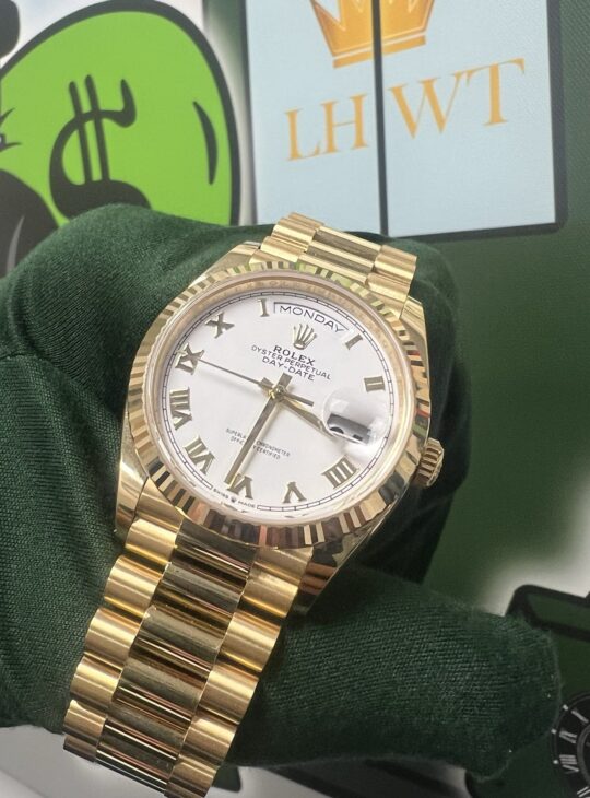 !RARE! Rolex Day-Date 128238 36mm 18ct Gold White Roman dial 2024 Box & Papers
